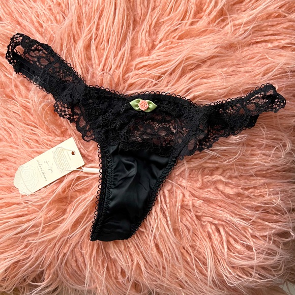 NWT Bra Panty Matching Set 34B Medium For Love and Lemons Victoria's Secret - Picture 3 of 8